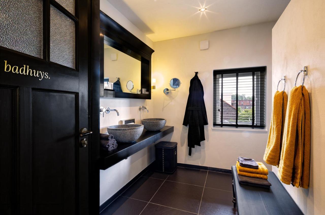 Bed & Breakfast - Gallery 'T Speelhuys Breda Exterior foto
